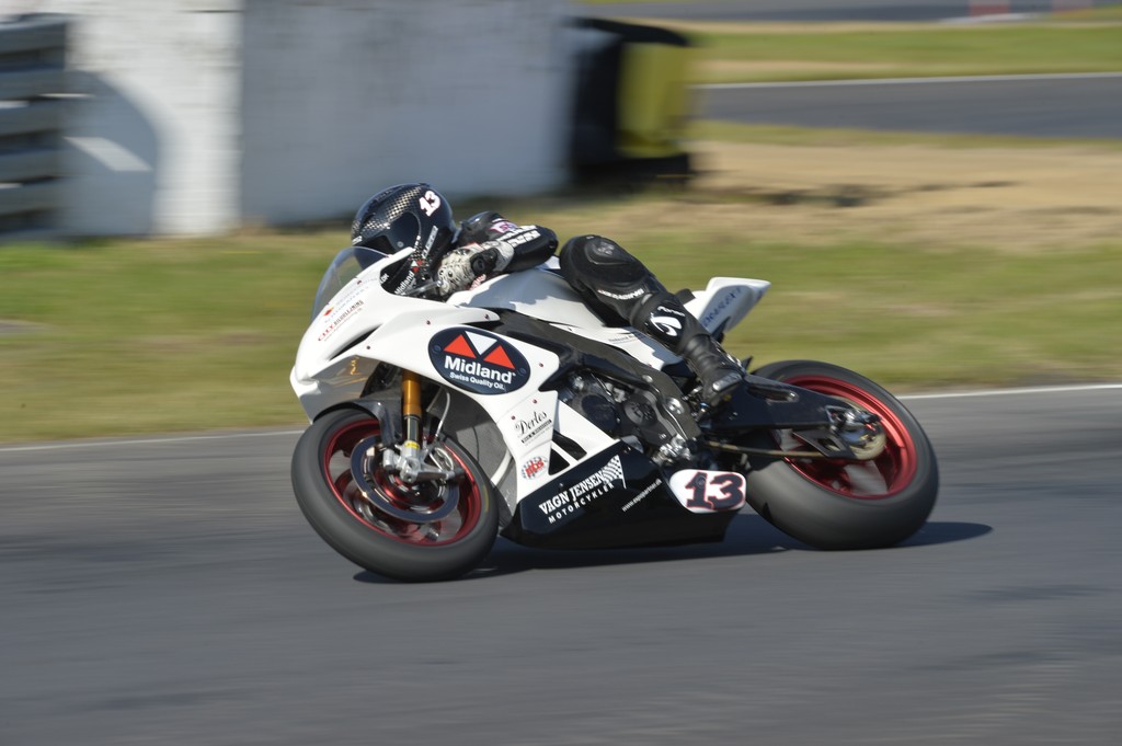 René Prang på den nye Aprilia RSV4 RF Superbike
(Foto: Morten Kimer, Kimersfoto)